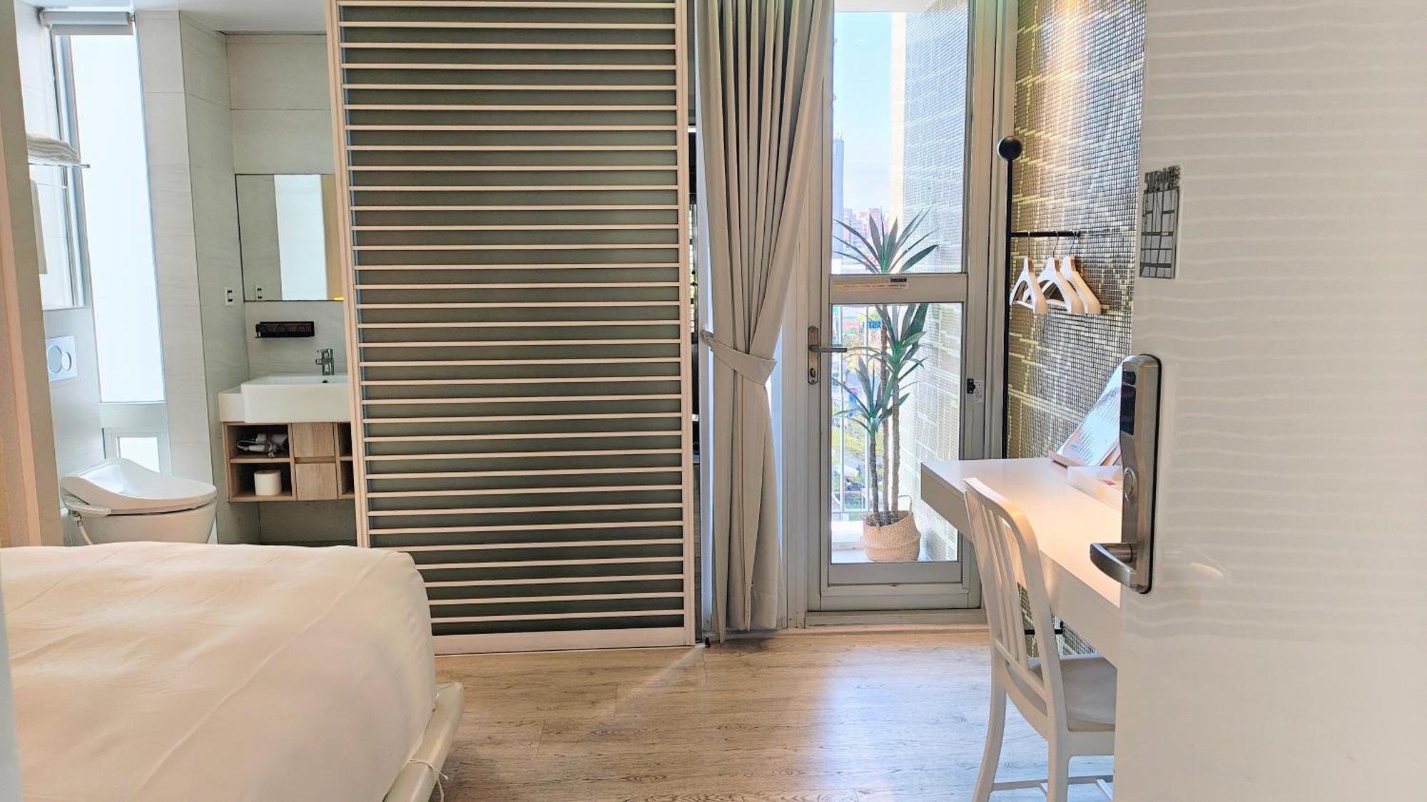 Hotel Mapp Taichung Exterior photo